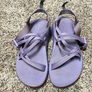 ZX/1 ecotread kids chaco size 4 double strap lilac/lavender/Violet preowned